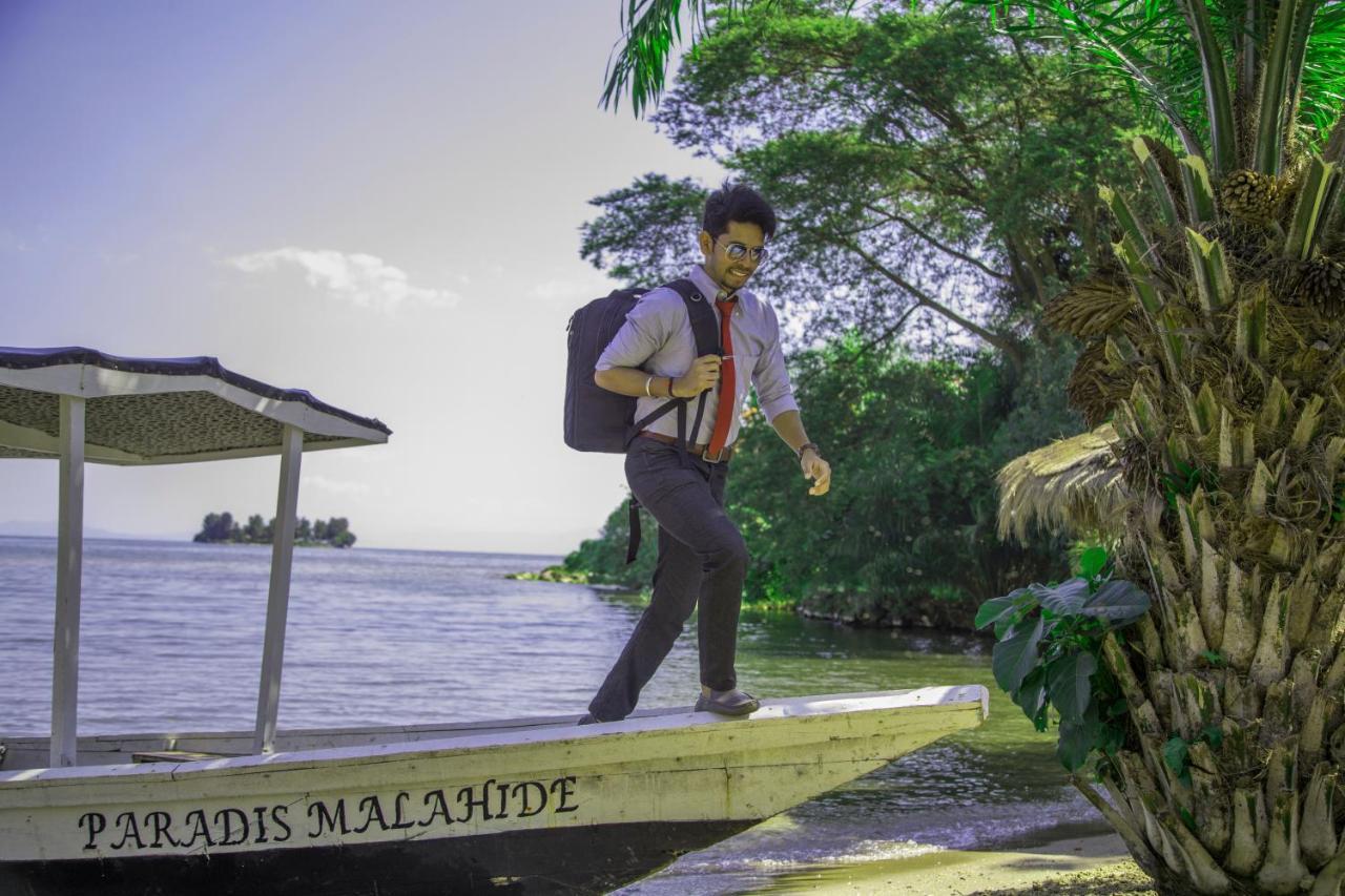 Paradise Malahide ギセニ エクステリア 写真